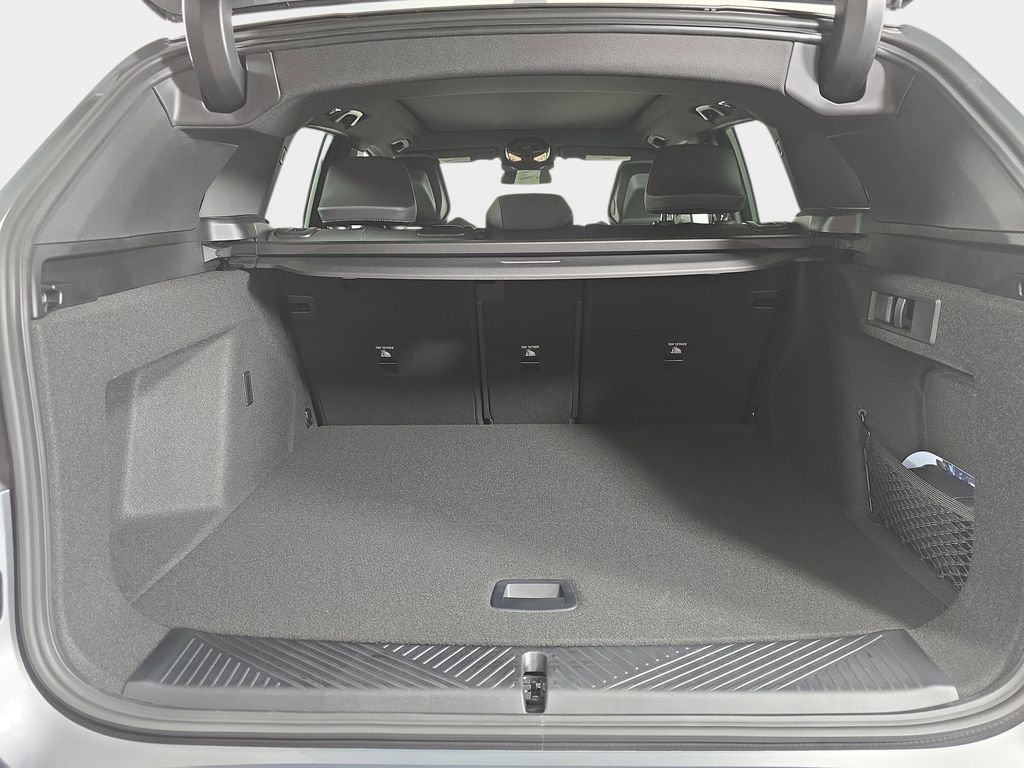 2026 BMW X3 30 - Photo 12