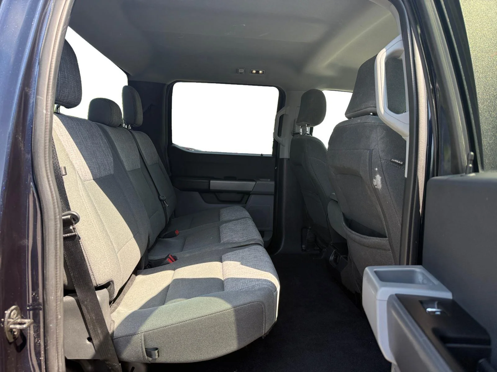 Used 2023 Agate Black Ford XLT image 24