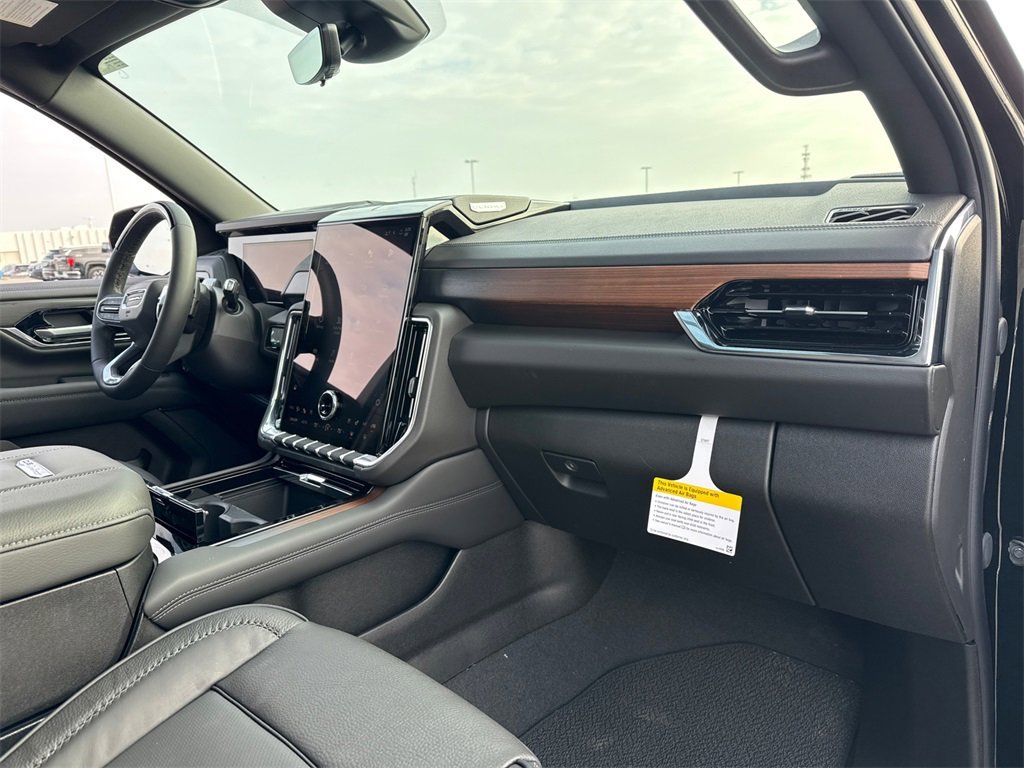 2026 GMC YUKON - Image 41