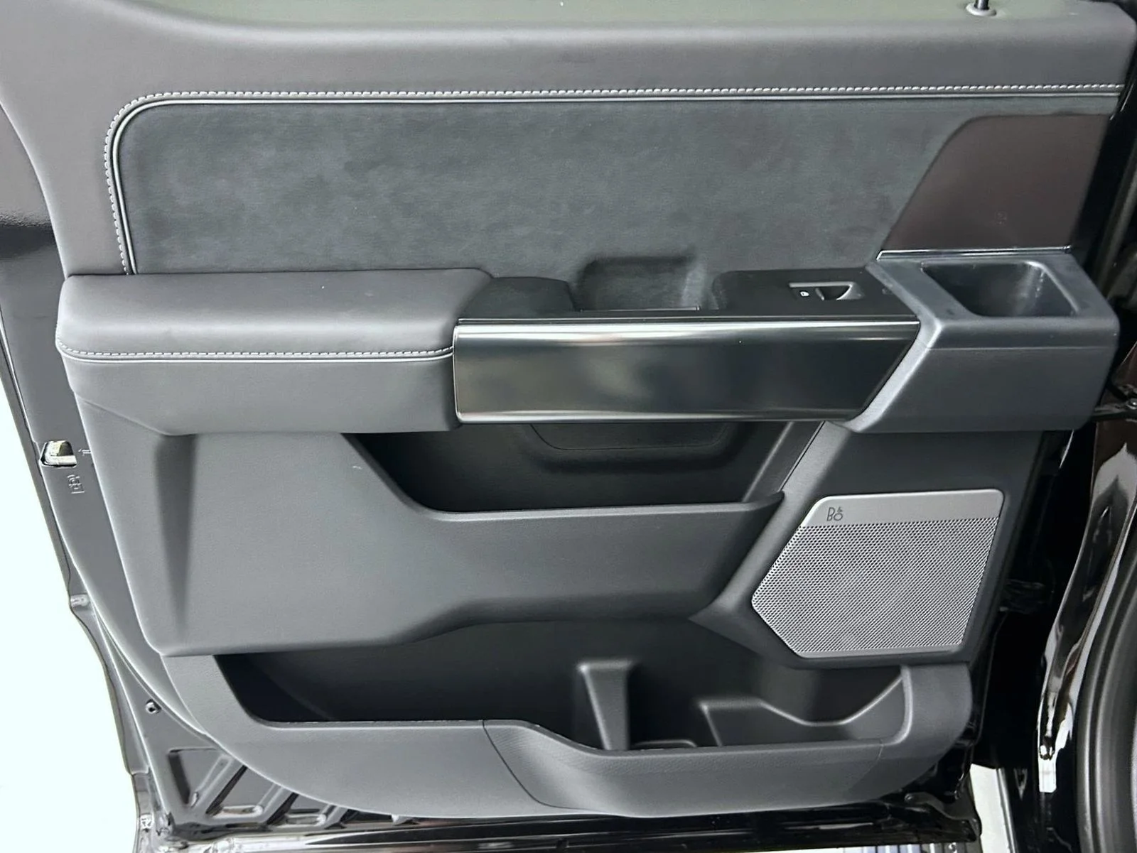 New 2026 Black Ford Platinum image 21