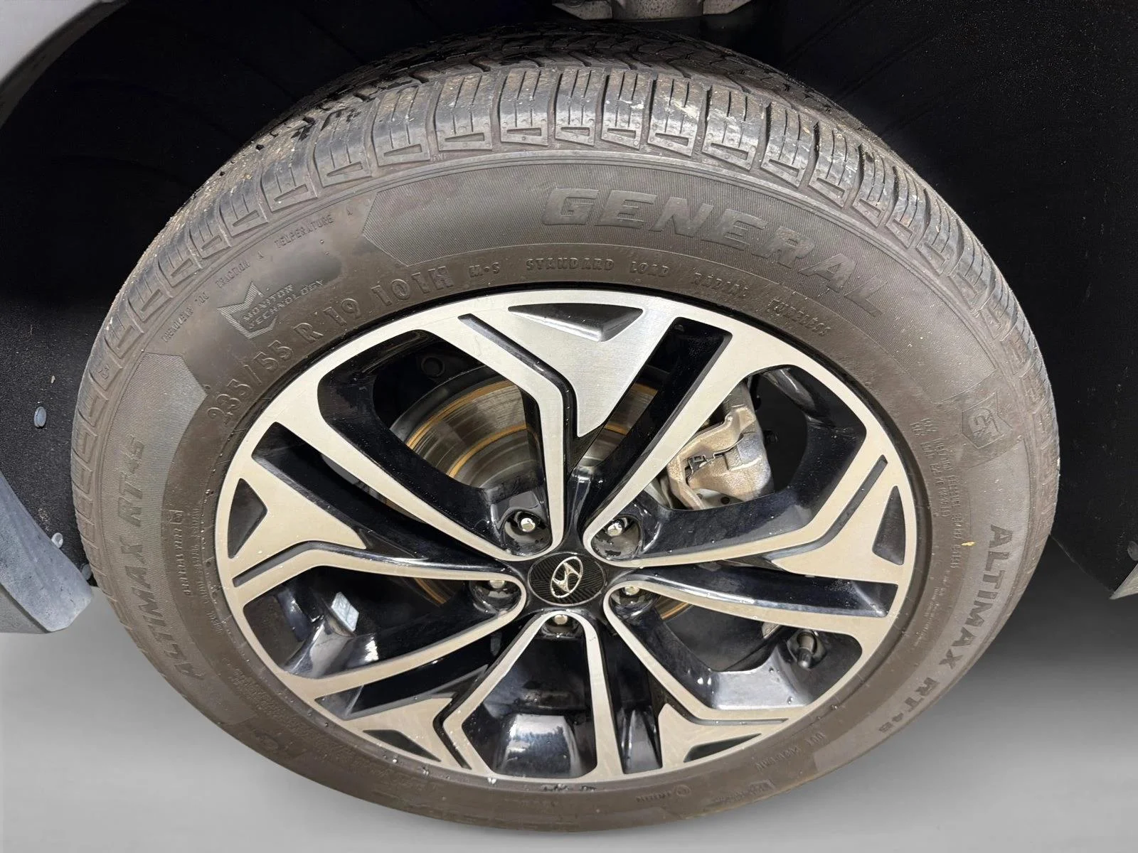 Used 2020 Gray Hyundai Limited image 22