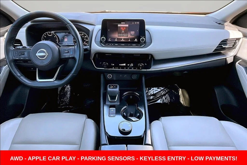 Used 2023 Red Nissan SV image 7