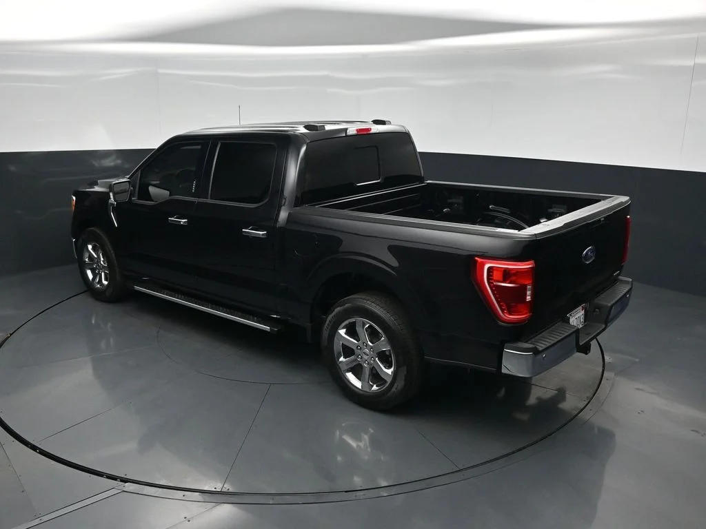 Used 2023 Black Ford XLT image 40