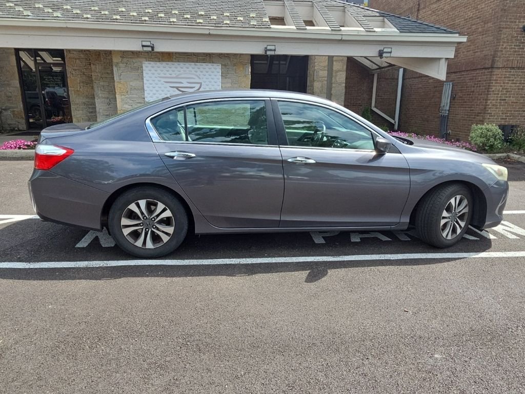Used 2013 Modern Steel Metallic Honda LX image 8