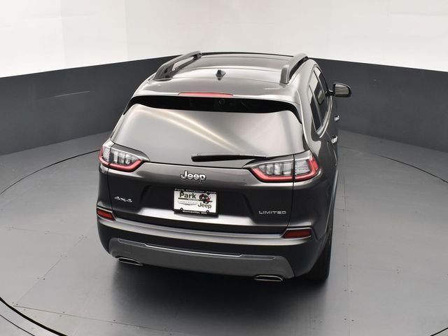 Used 2022 Gray Jeep Limited image 17