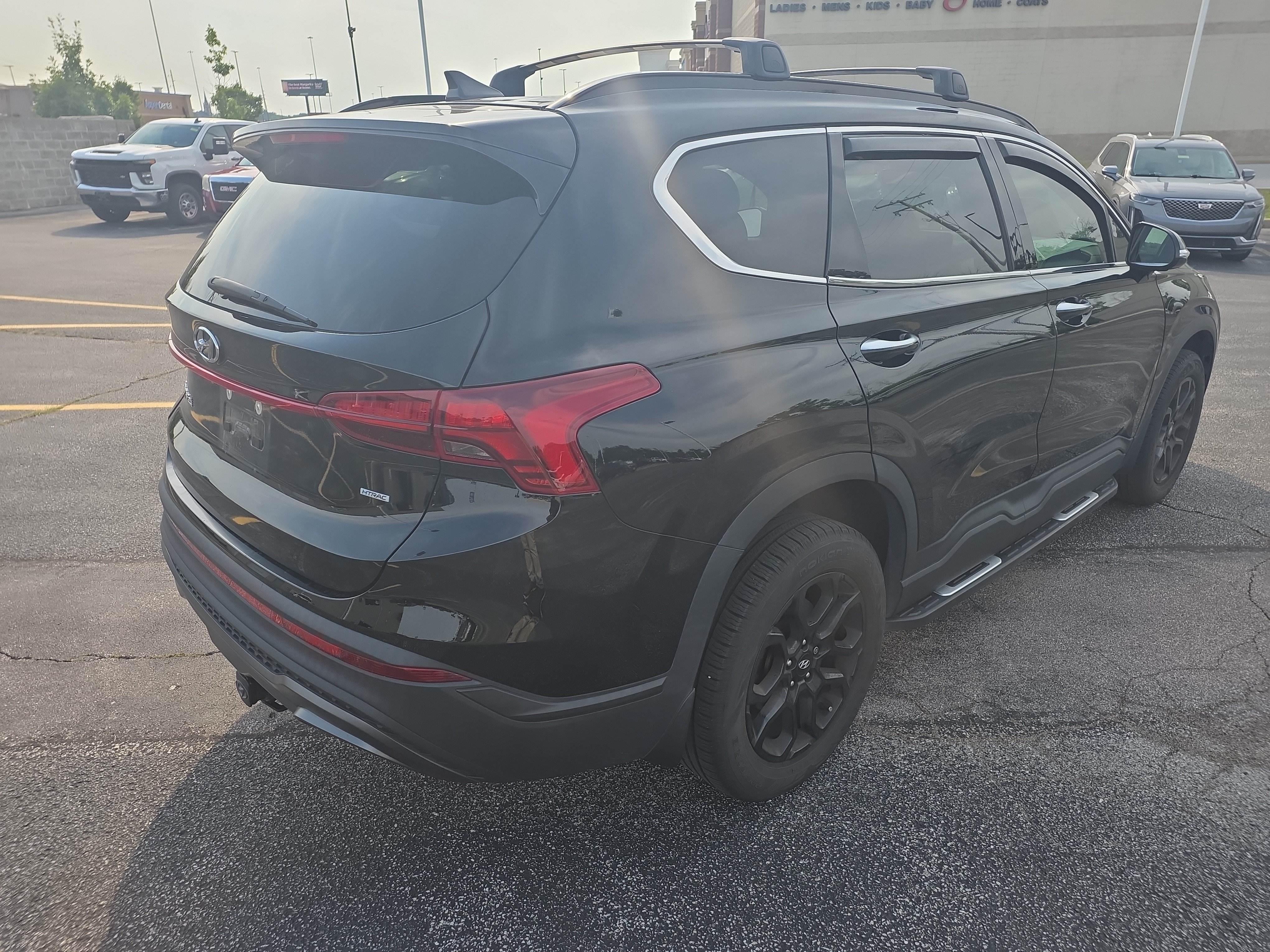 Used 2022  Hyundai XRT image 4