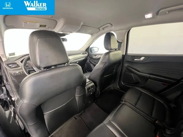 Used 2022 Black Ford SEL image 16