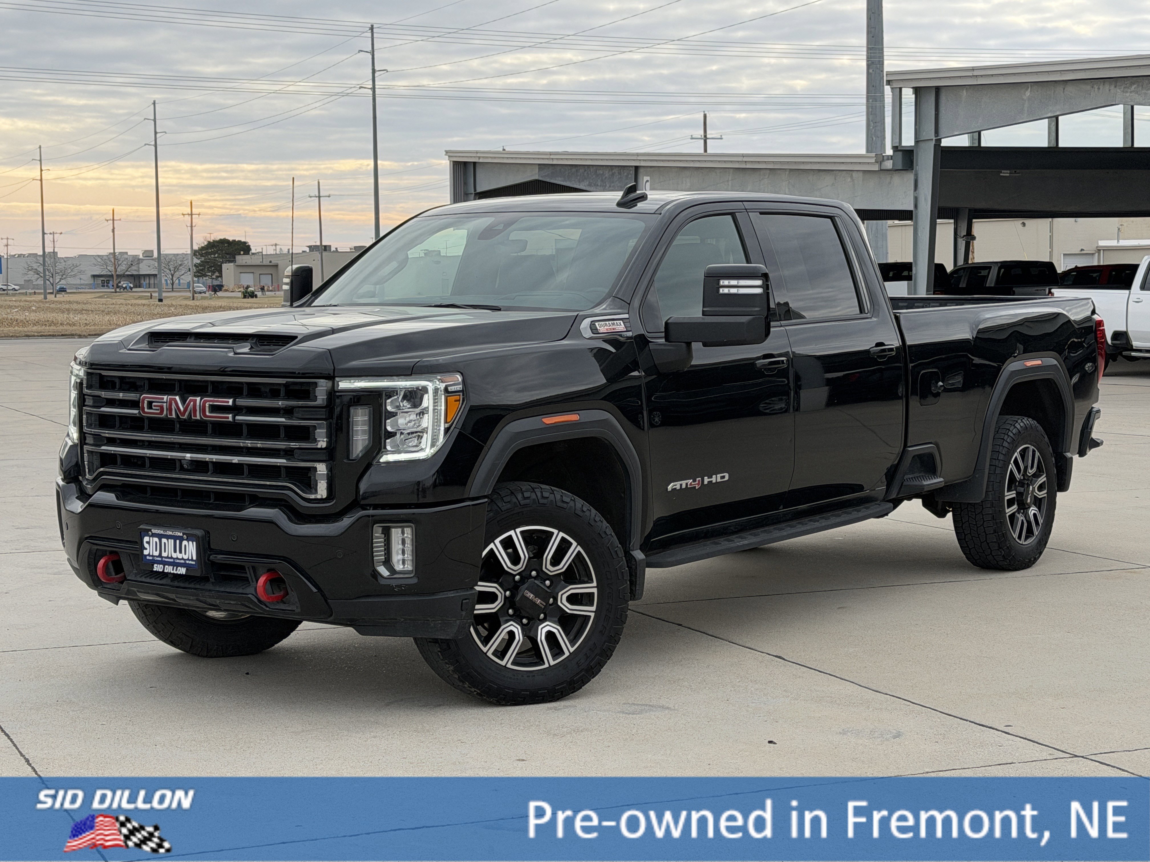 2021 GMC Sierra 4WD Crew Cab Standard Box AT4's photo
