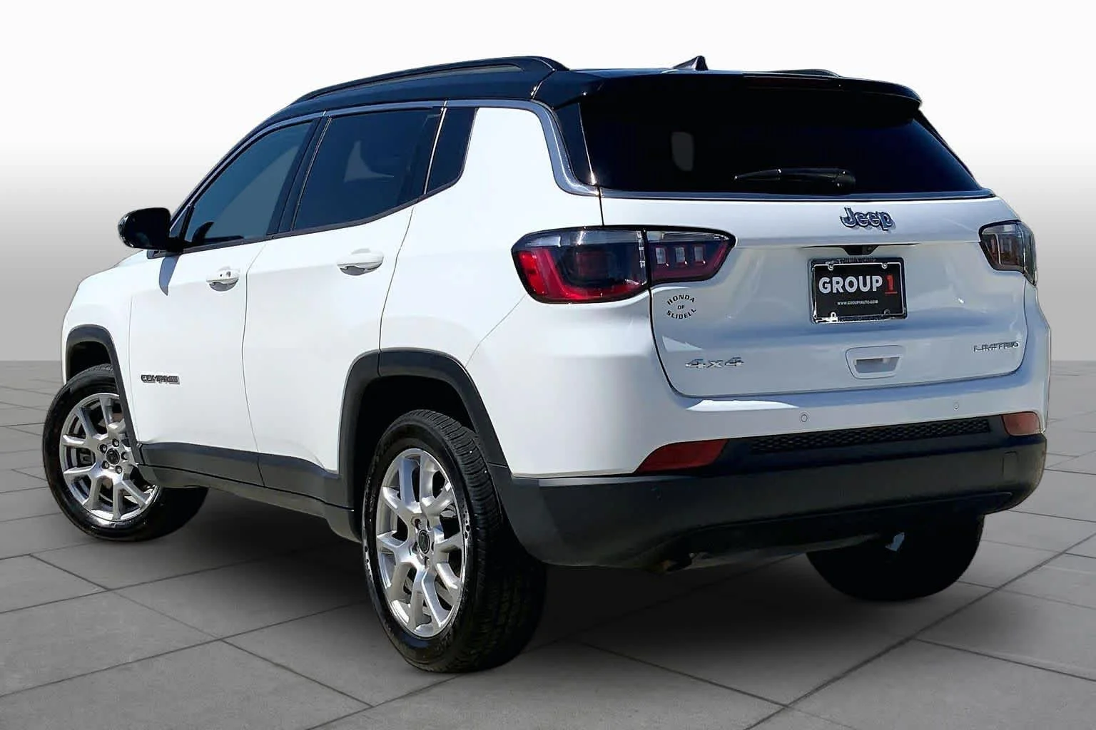 2025 Jeep Compass Limited - Photo 12