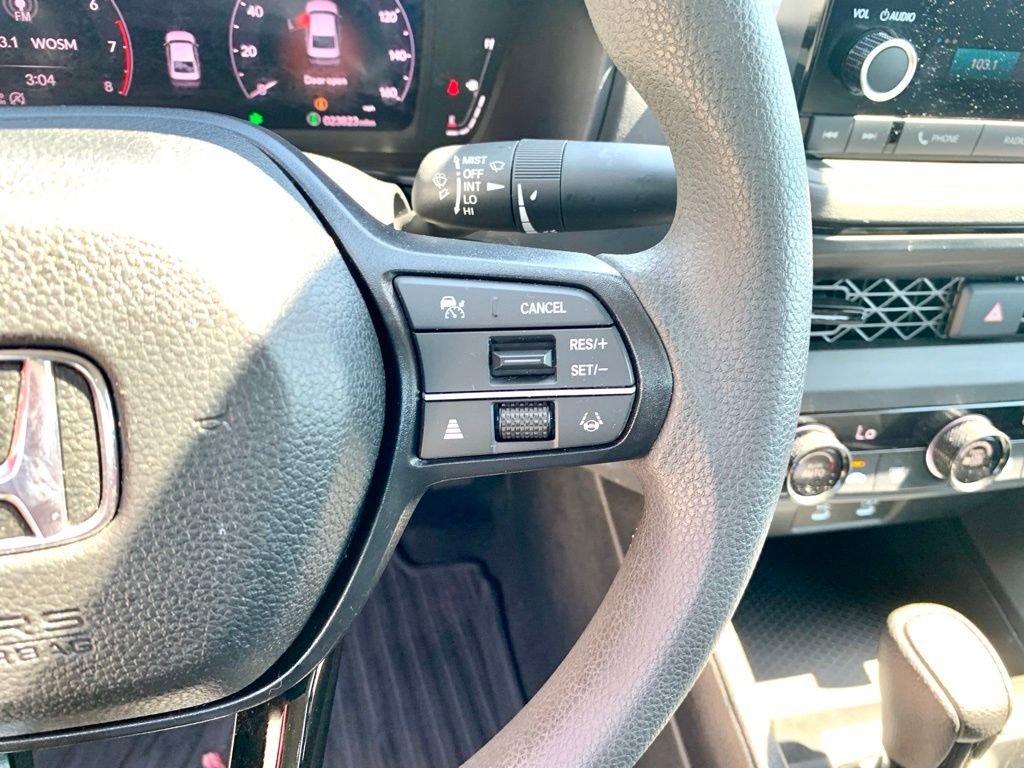 Used 2025 Black Honda LX image 31