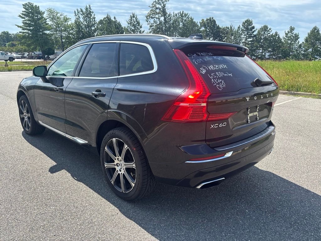 Used 2019 Black Volvo T5 Inscription image 5
