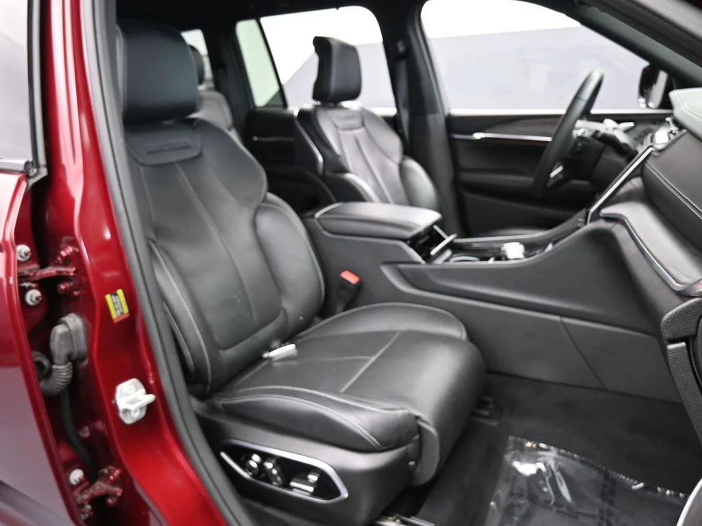 2023 Jeep Grand Cherokee Overland - Photo 50