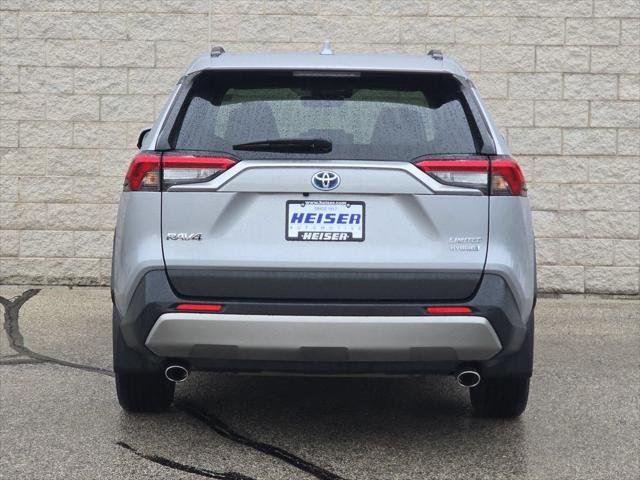 Certified Used 2023 SILVER SKY METALLIC Toyota  image 12