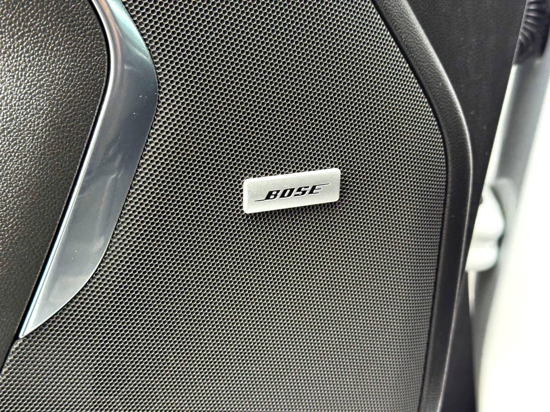 Used 2023 Summit White Chevrolet LT image 15