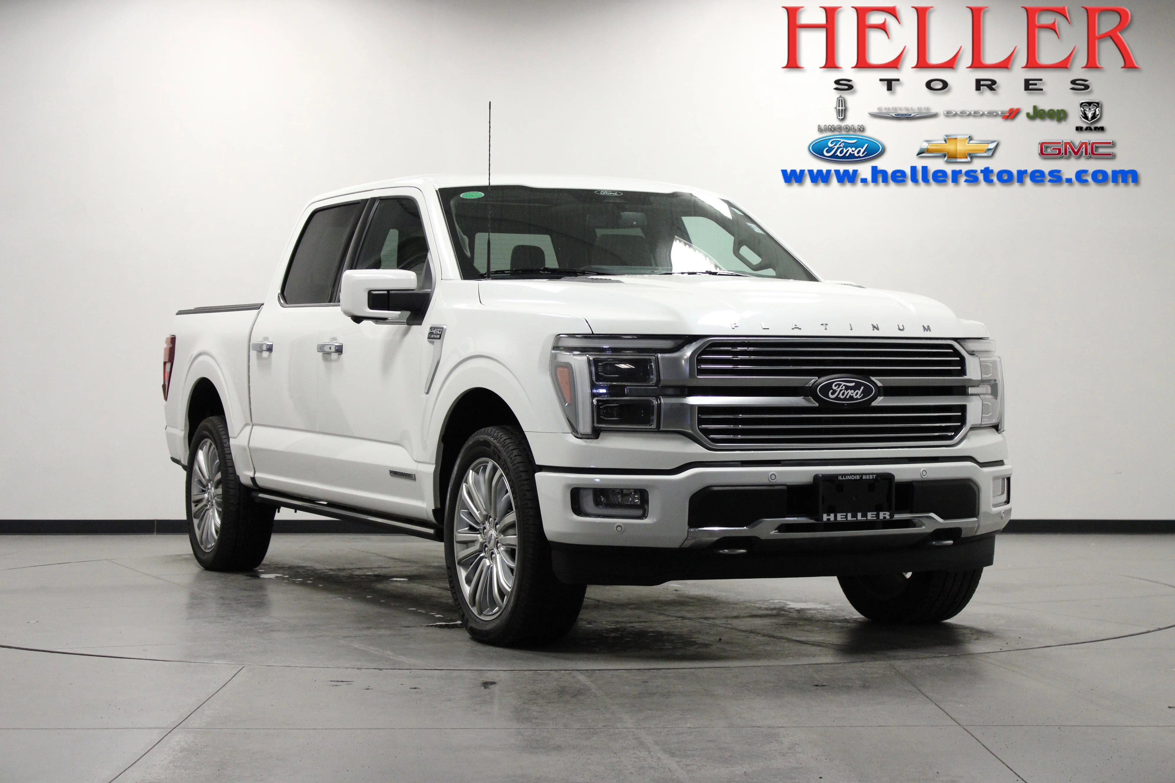 Used 2024 Star White Metallic Tri-Coat Ford Platinum image 1