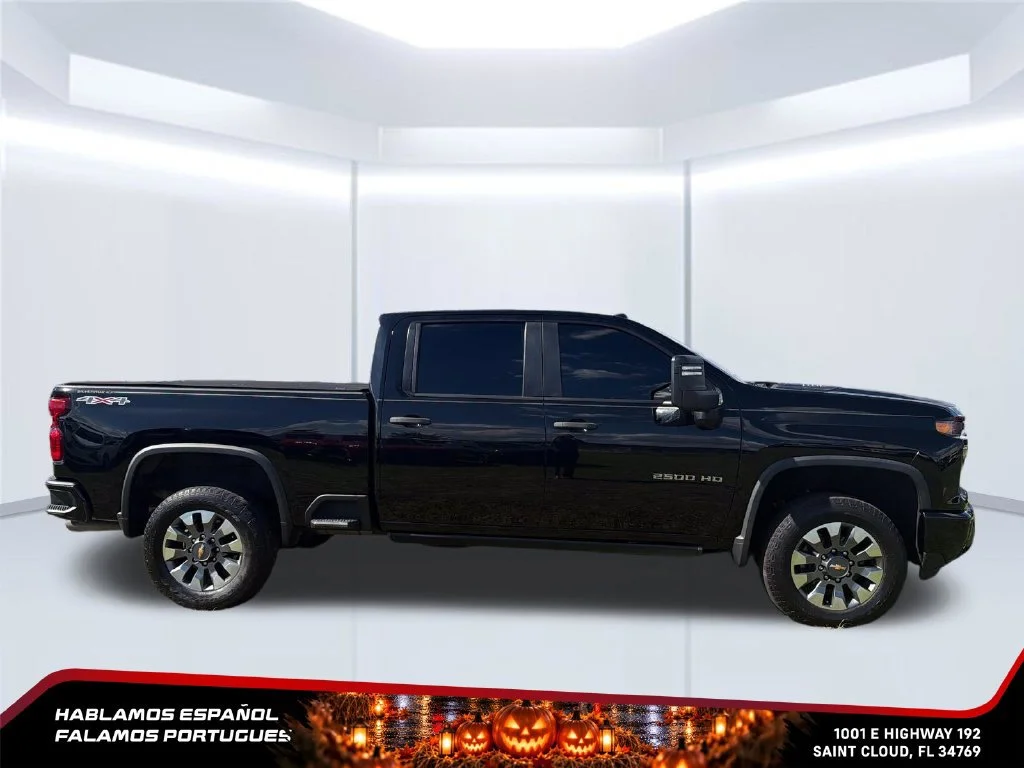 Used 2024 Black Chevrolet Custom image 6