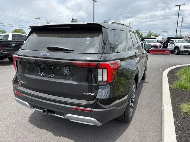 New 2026 Black Ford Platinum image 8