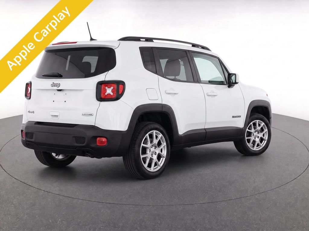 Used 2019 White Jeep Latitude image 3