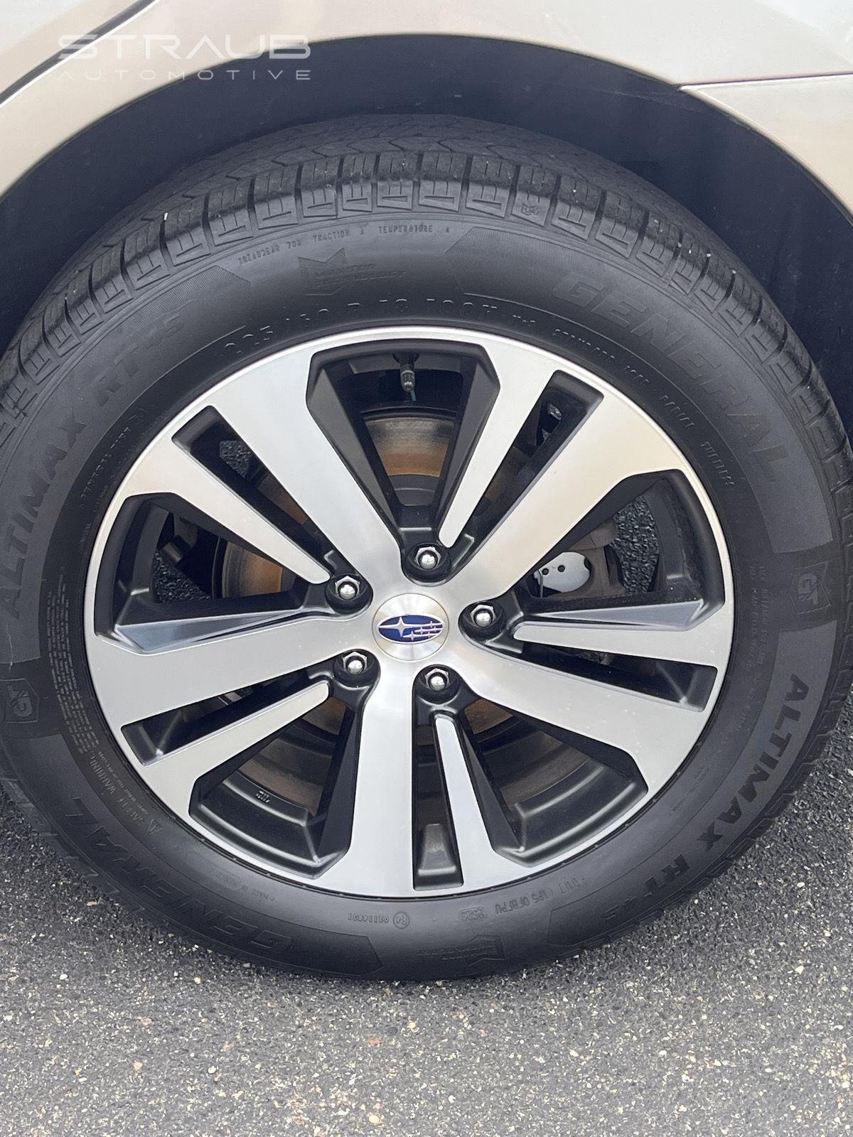 Used 2019 Tungsten Metallic Subaru Limited image 11