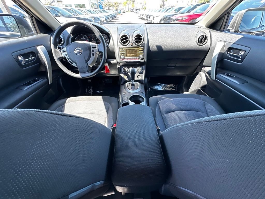 Used 2012 Black Nissan S image 17