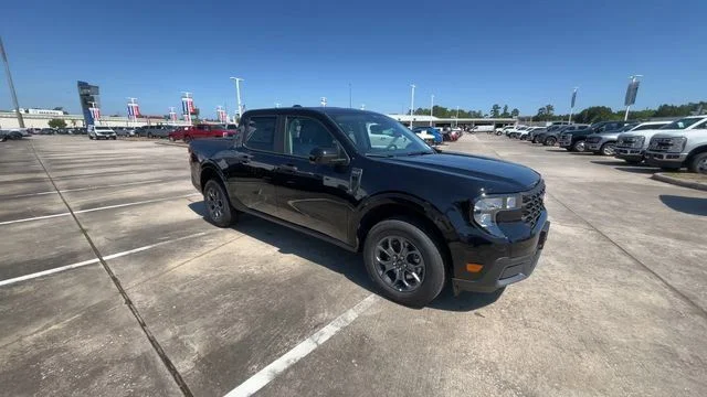 New 2026 Shadow Black Ford XLT image 2