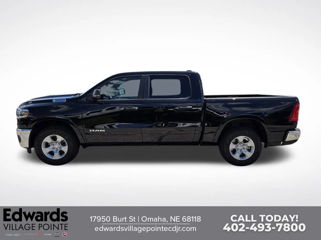 New 2026 Diamond Black Crystal Pearl-Coat Exterior Paint RAM Big Horn image 6