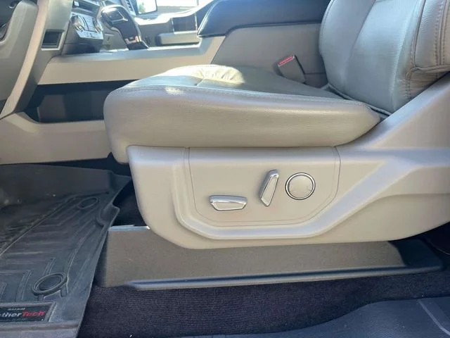 Used 2016 Blue Jeans Metallic Ford Lariat image 22