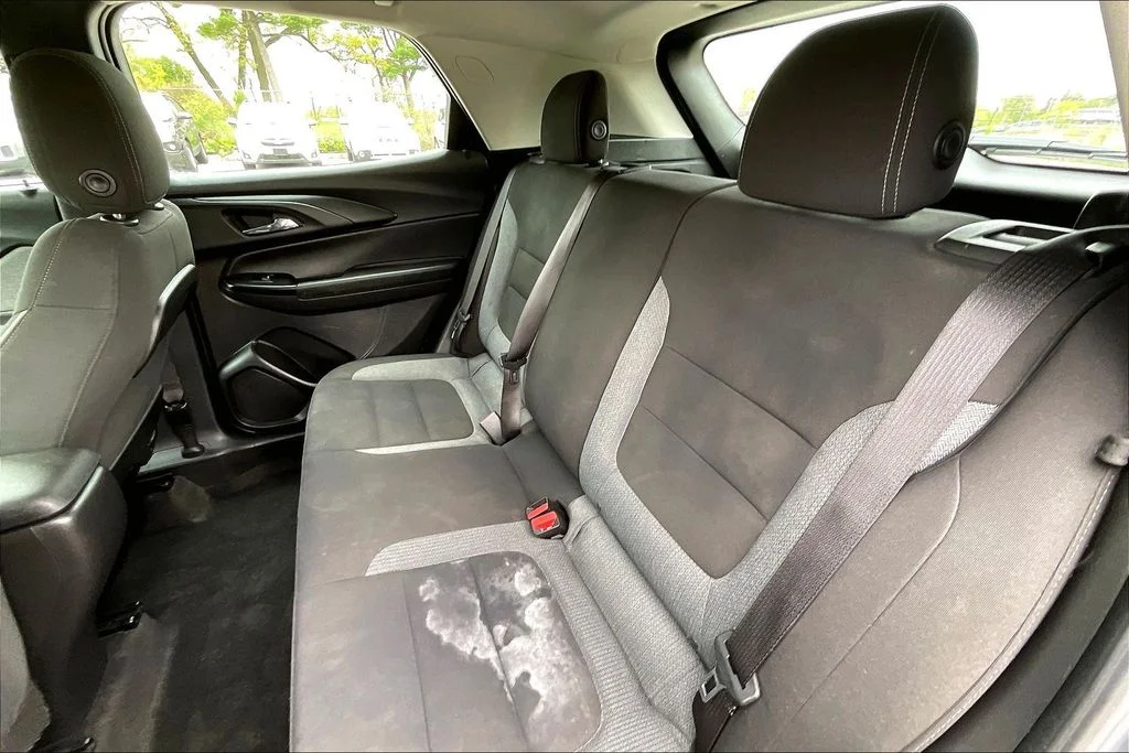Used 2022 Gray Chevrolet LS image 25