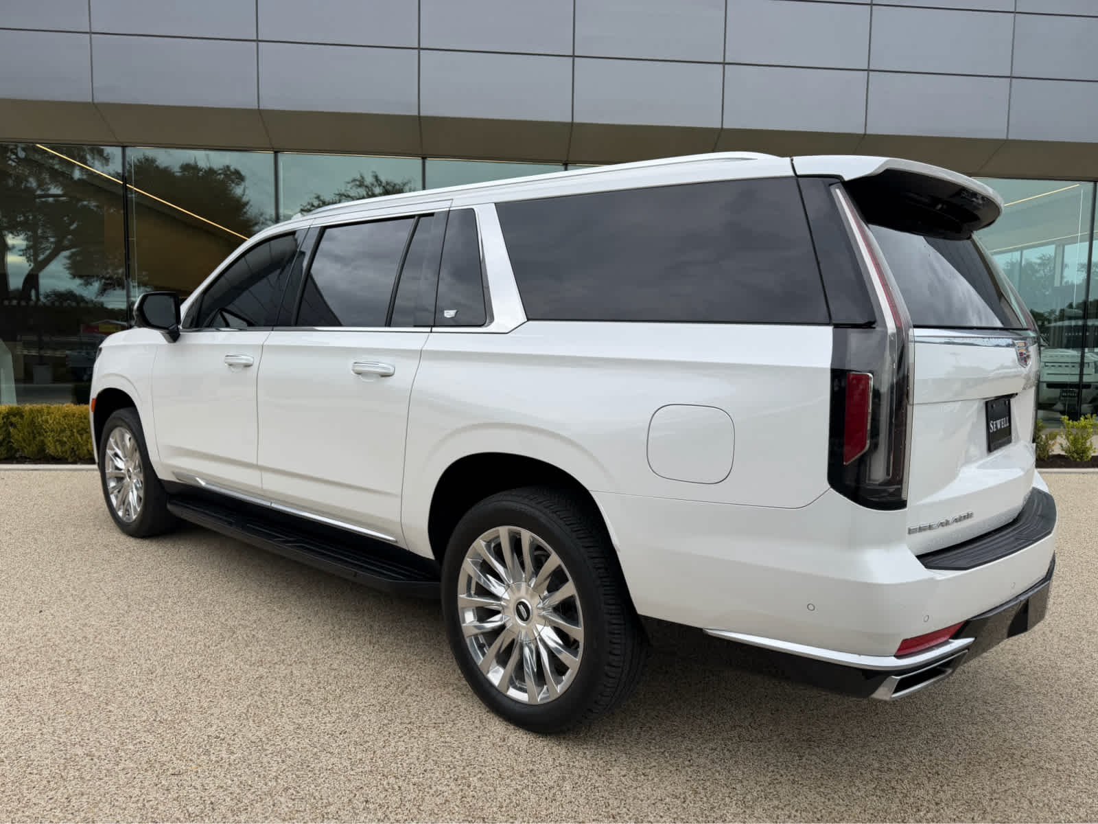 Used 2024 Crystal White Tricoat Cadillac 4WD Premium Luxury image 7