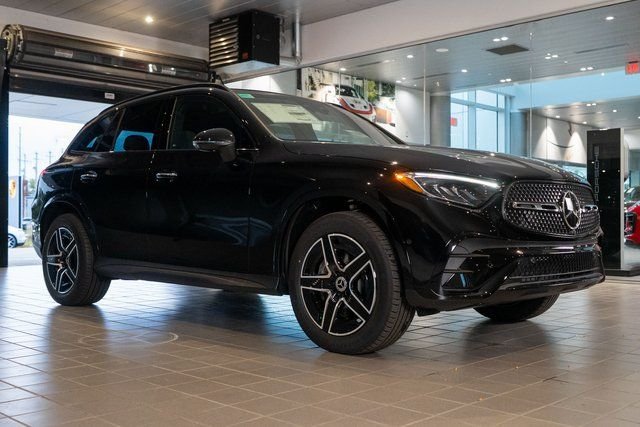 2026 Mercedes-Benz GLC GLC 300 4MATIC's photo