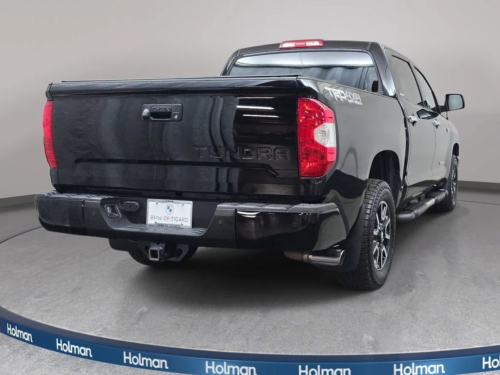 Used 2017  Toyota Limited image 6