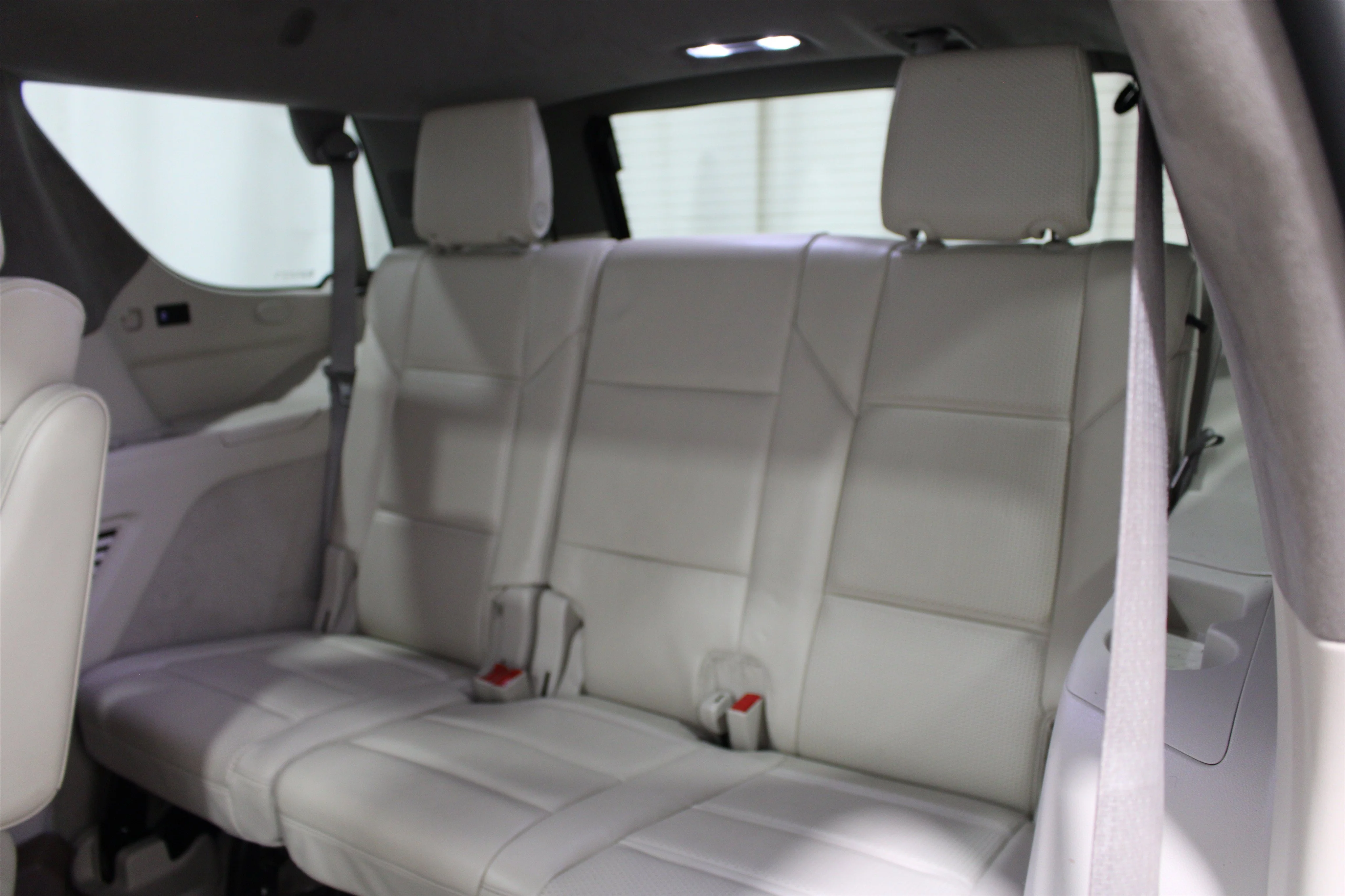 Used 2023 Crystal White Tricoat Cadillac 4WD Sport Platinum image 25
