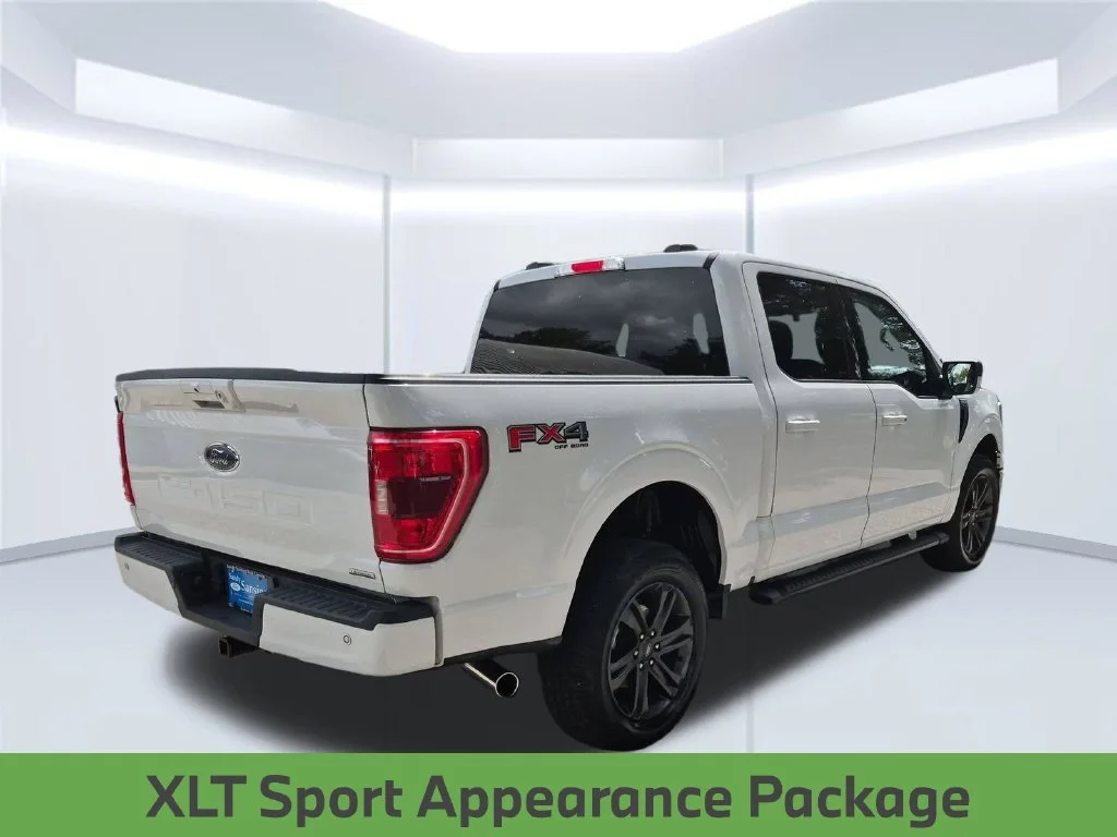 Used 2023 White Ford XLT image 6