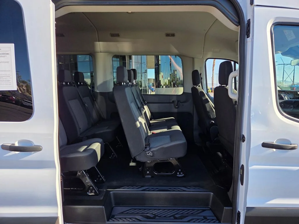 Used 2024 White Ford XL image 17