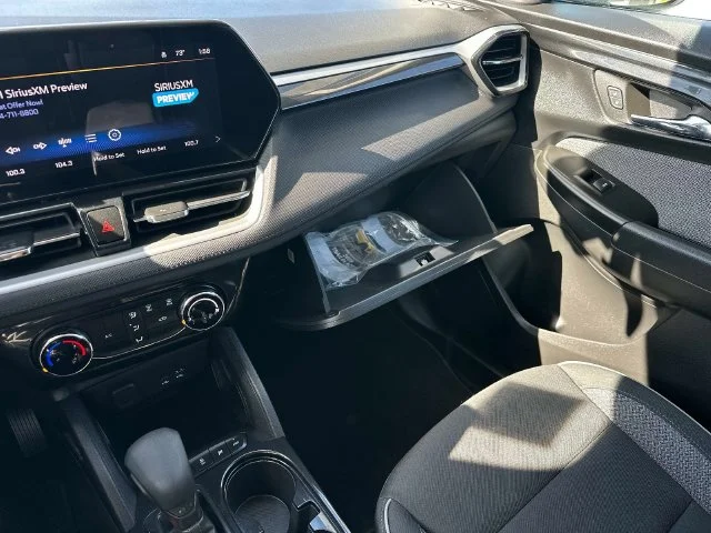 Used 2025 Blue Chevrolet LT image 34