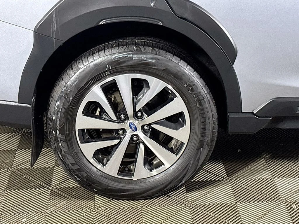 Certified Used 2025 Silver Subaru Premium image 25