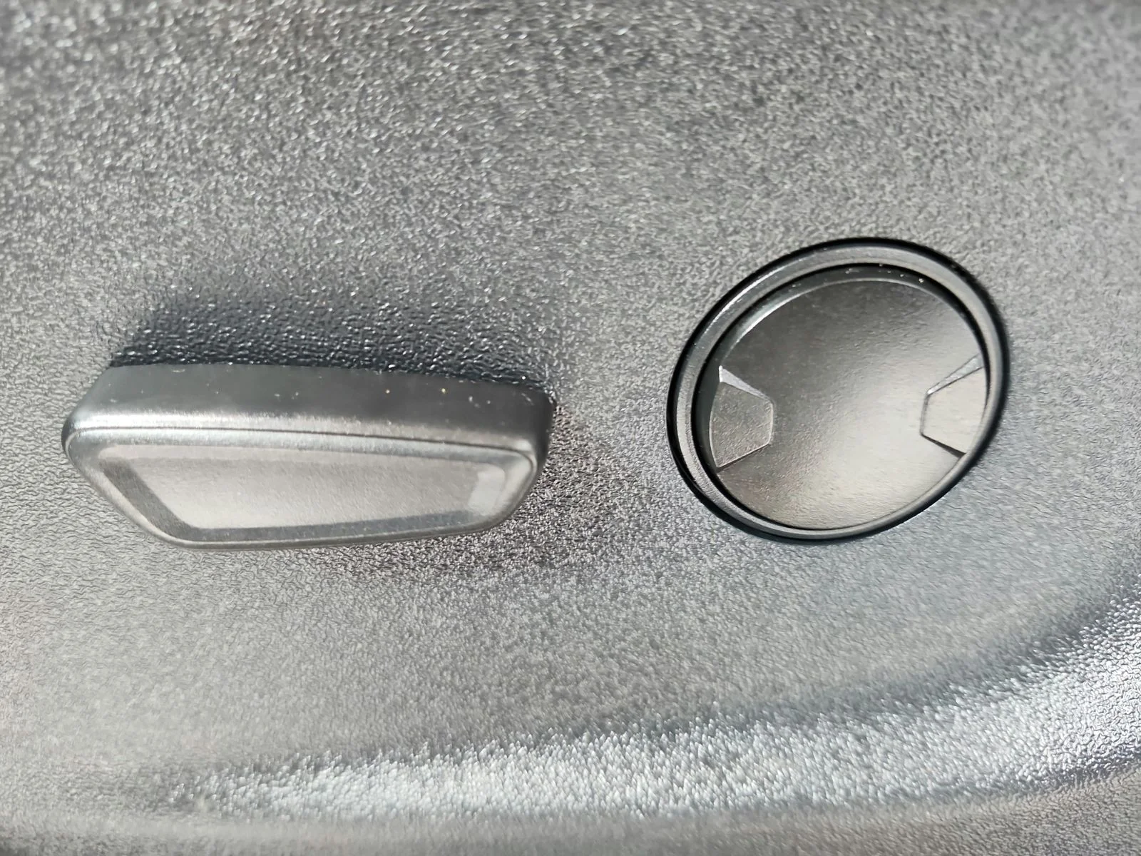 Used 2025 White Ford XLT image 21