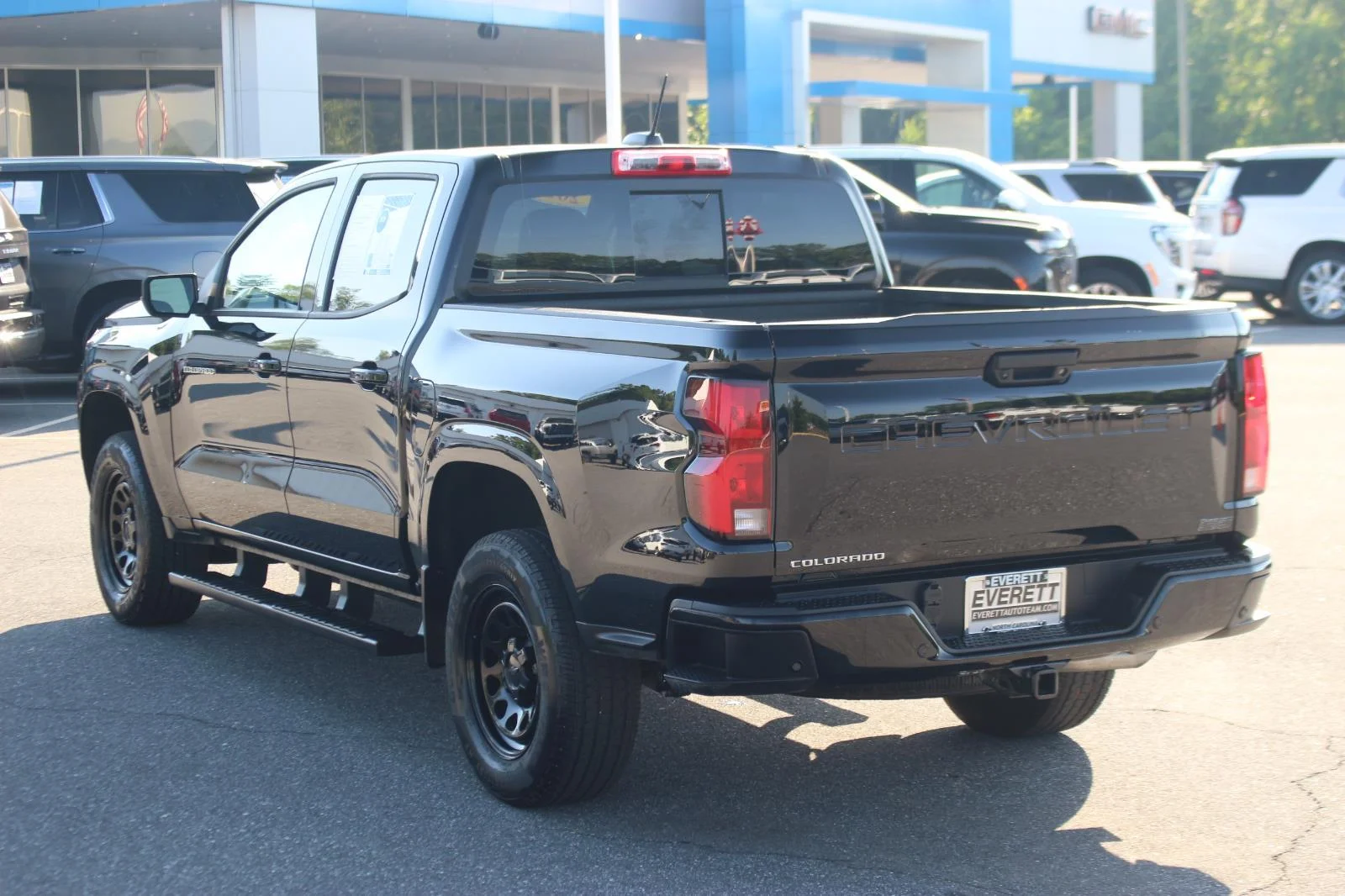Used 2024 Black Chevrolet Z71 image 5