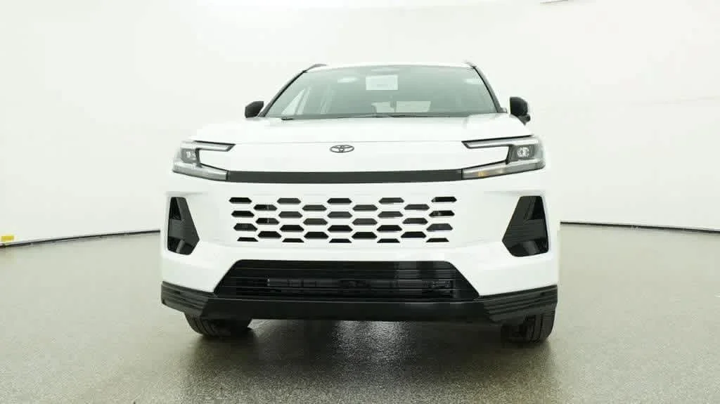 New 2026 Ice Cap Toyota SE image 31