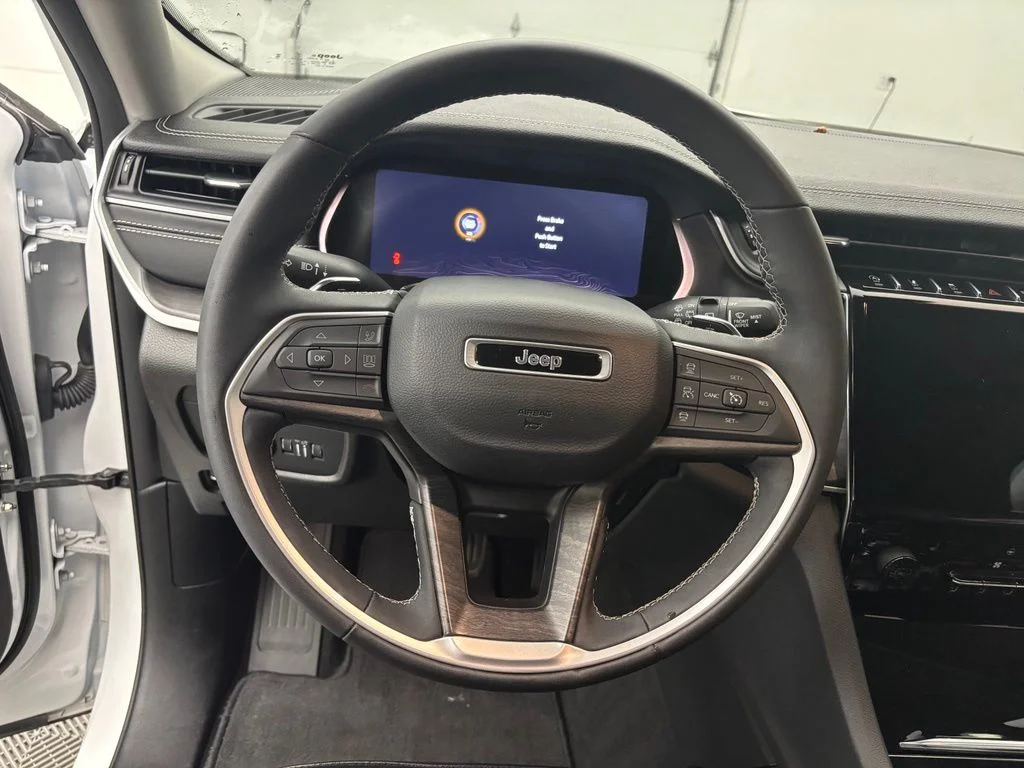 Used 2024 White Jeep Limited image 20