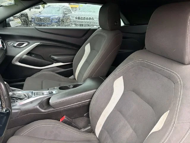 Used 2021 Gray Chevrolet 1LT image 19