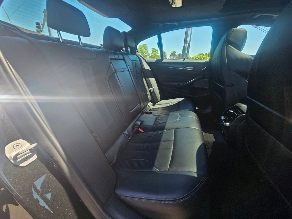 Used 2020 Black Sapphire Metallic BMW Base image 22