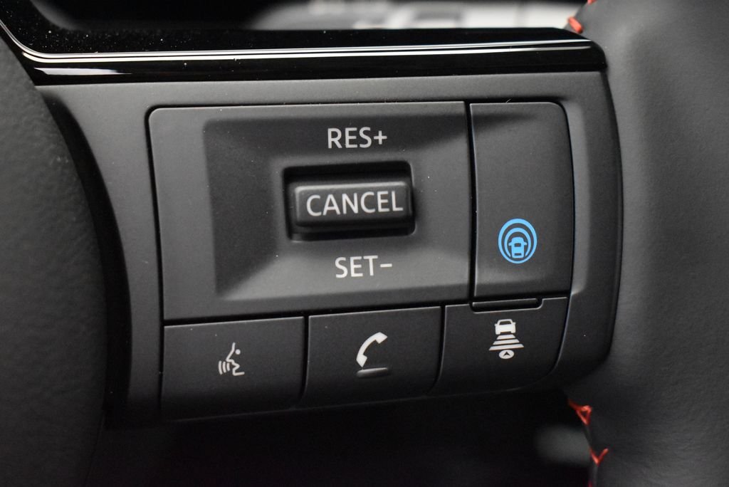Certified Used 2025 White Nissan SR image 19