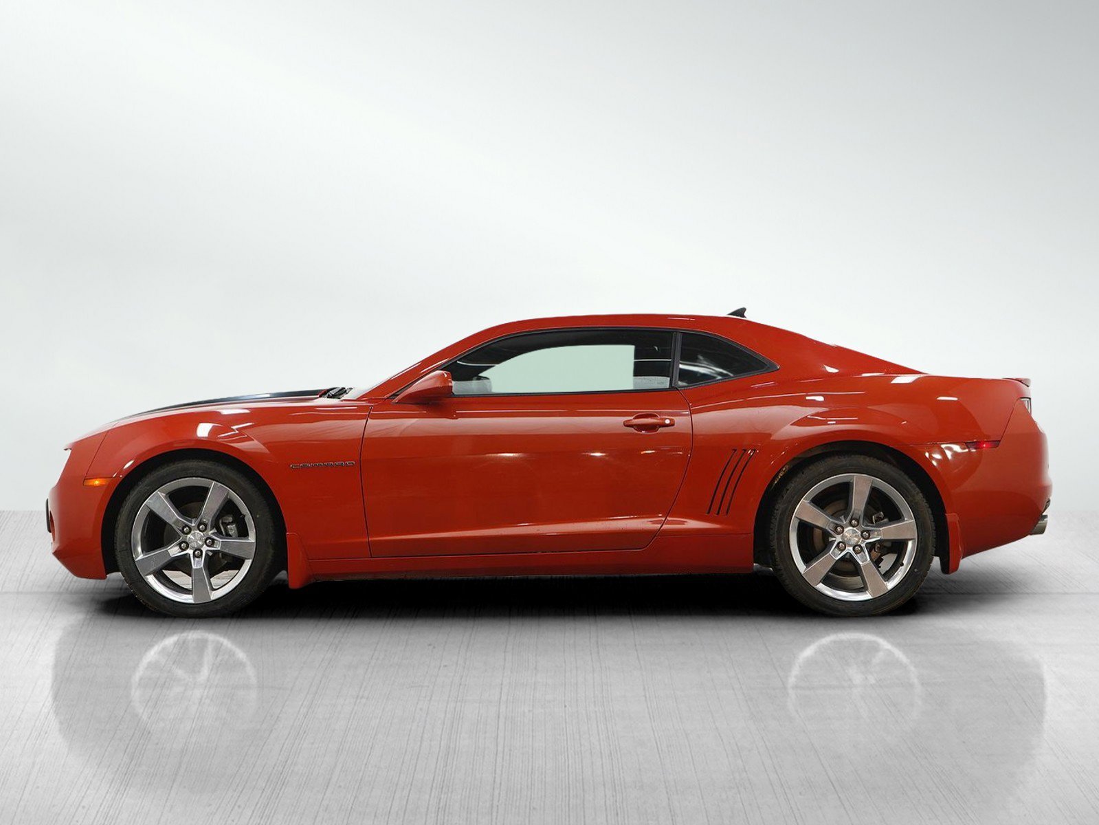 Used 2011 Chevrolet Camaro 1LT with VIN 2G1FB1ED1B9167068 for sale in Burnsville, Minnesota