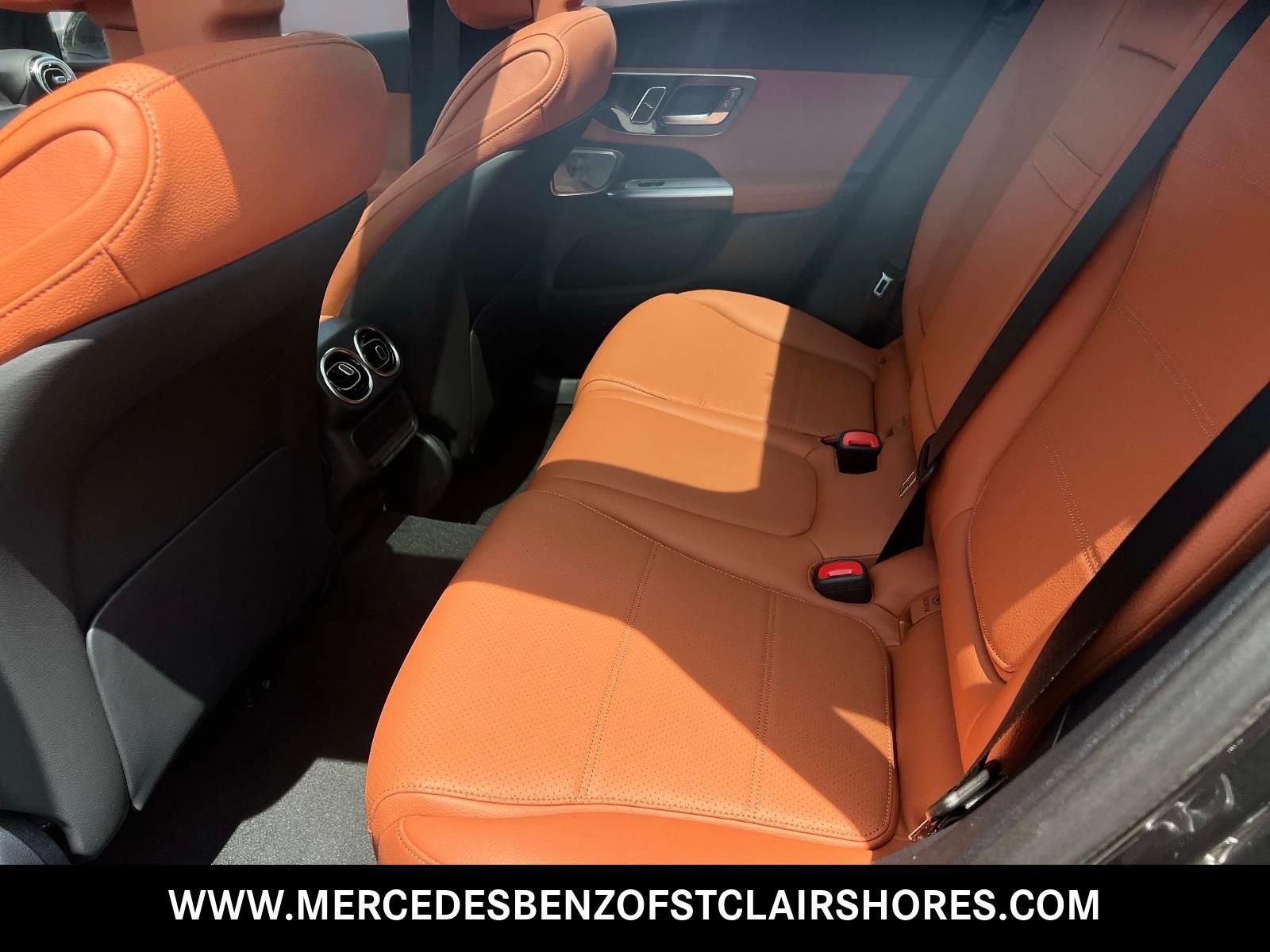 New 2026 Graphite Grey Metallic Mercedes-Benz GLC 300 image 12