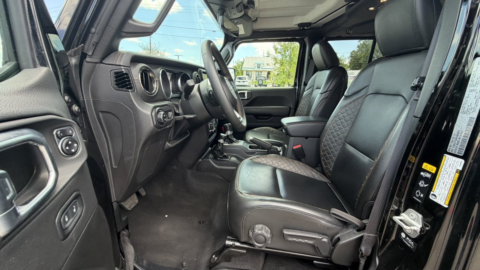 Used 2023 Black Clearcoat Jeep High Altitude image 11