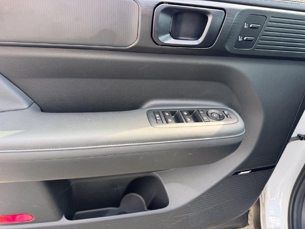 2026 Hyundai Santa Fe Calligraphy - Photo 17
