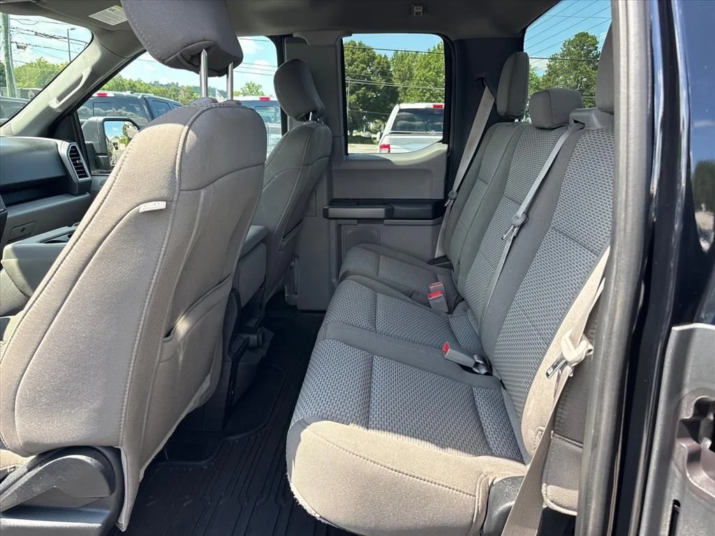 Used 2018 Black Ford XLT image 17
