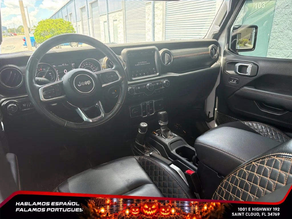 Used 2022 White Jeep High Altitude image 25