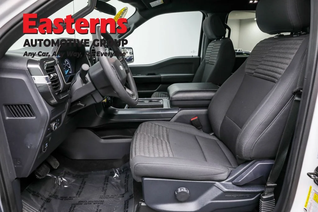 Used 2021 White Ford XL image 14